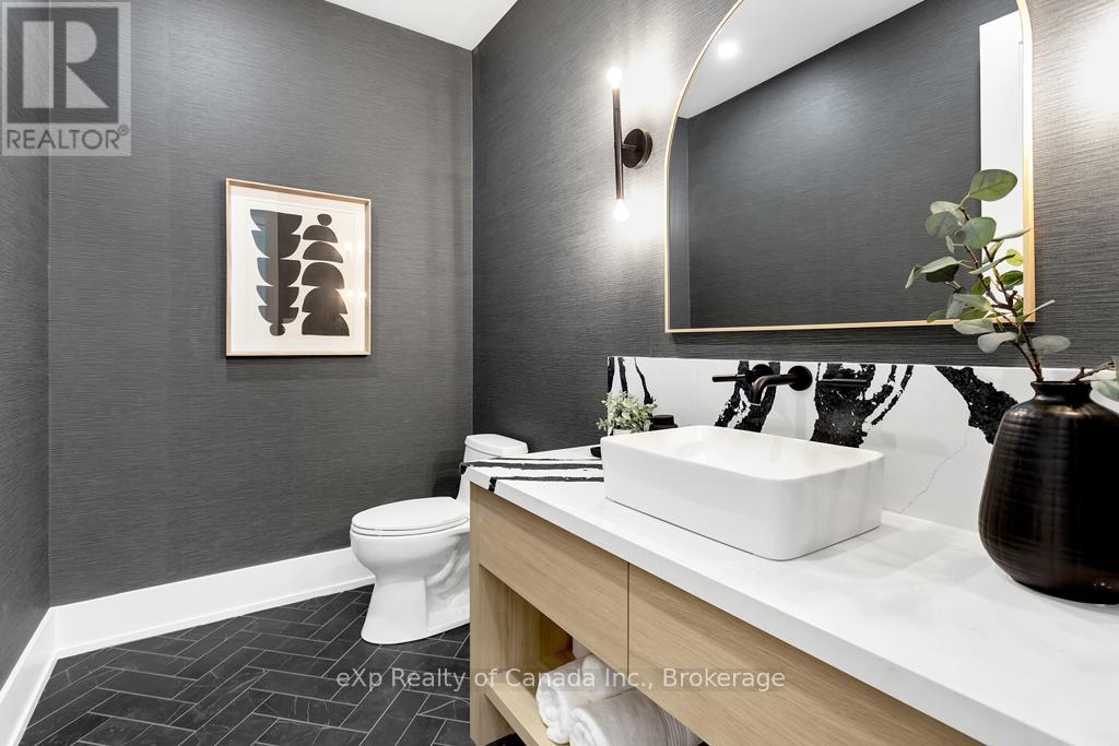 33 August Crescent, Norwich (Otterville), Ontario  N0J 1R0 - Photo 36 - X12970056