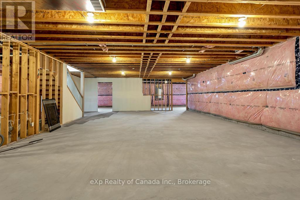 33 August Crescent, Norwich (Otterville), Ontario  N0J 1R0 - Photo 39 - X12970056