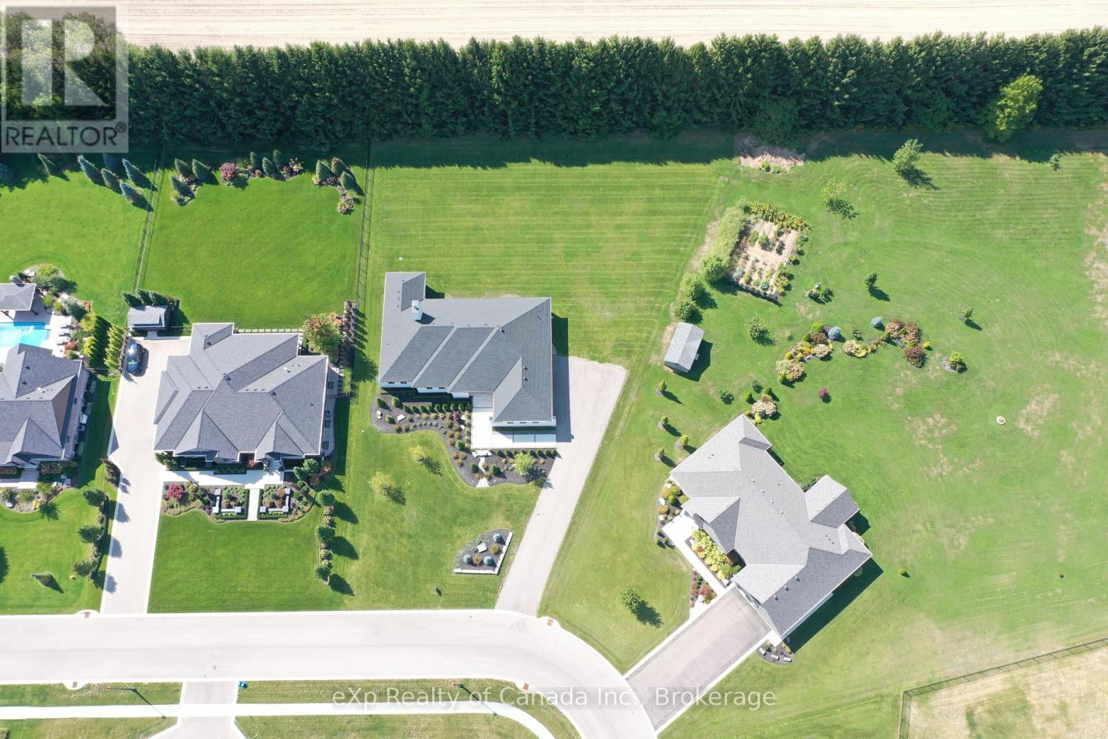 33 August Crescent, Norwich (Otterville), Ontario  N0J 1R0 - Photo 4 - X12970056