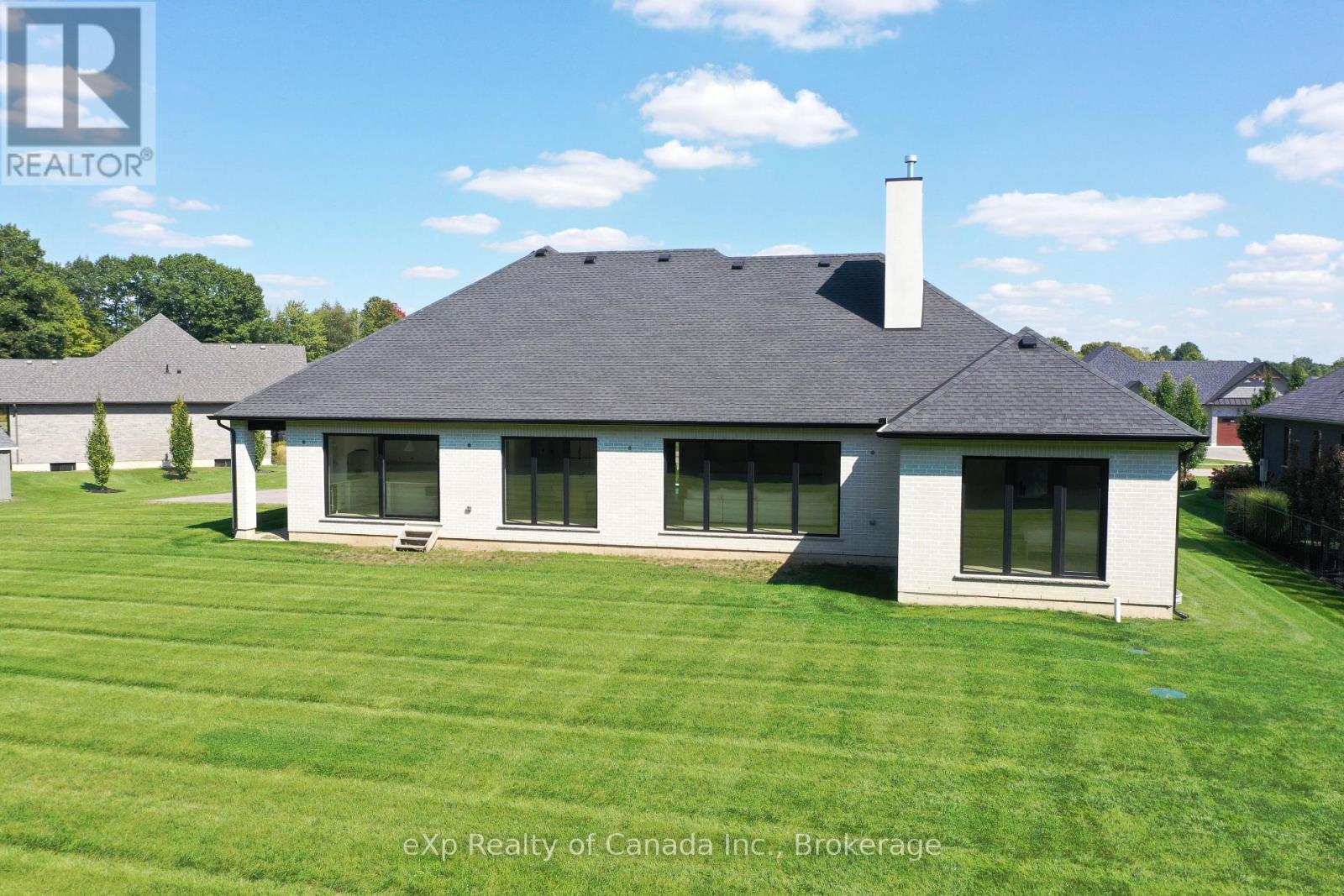 33 August Crescent, Norwich (Otterville), Ontario  N0J 1R0 - Photo 8 - X12970056