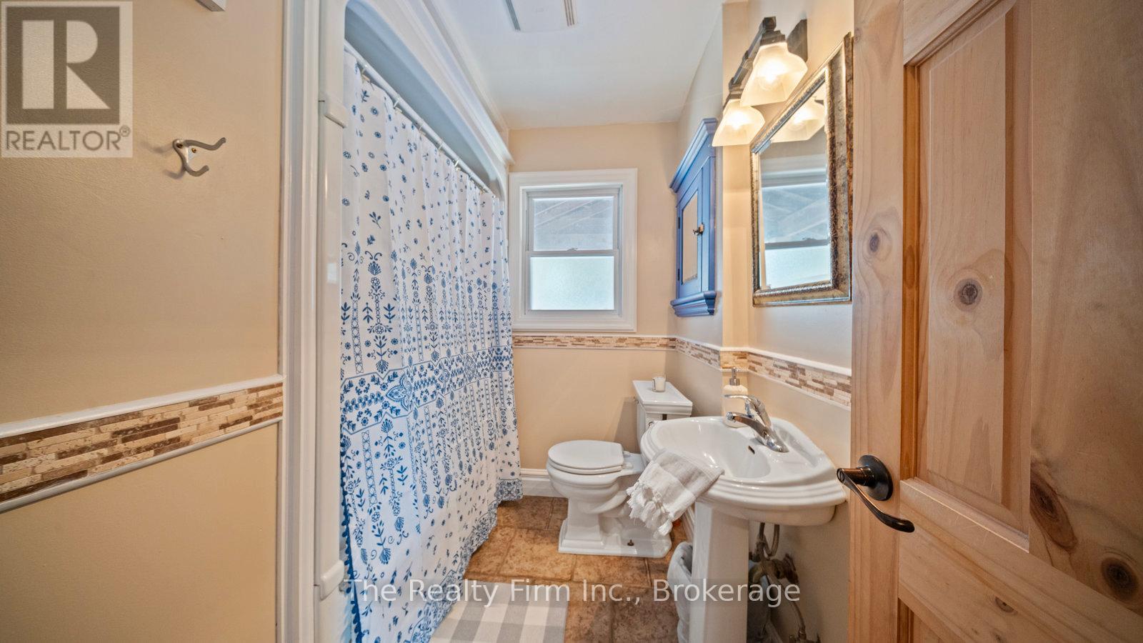 912 Alice Street, Woodstock (Woodstock - South), Ontario  N4S 2J6 - Photo 18 - X12970890