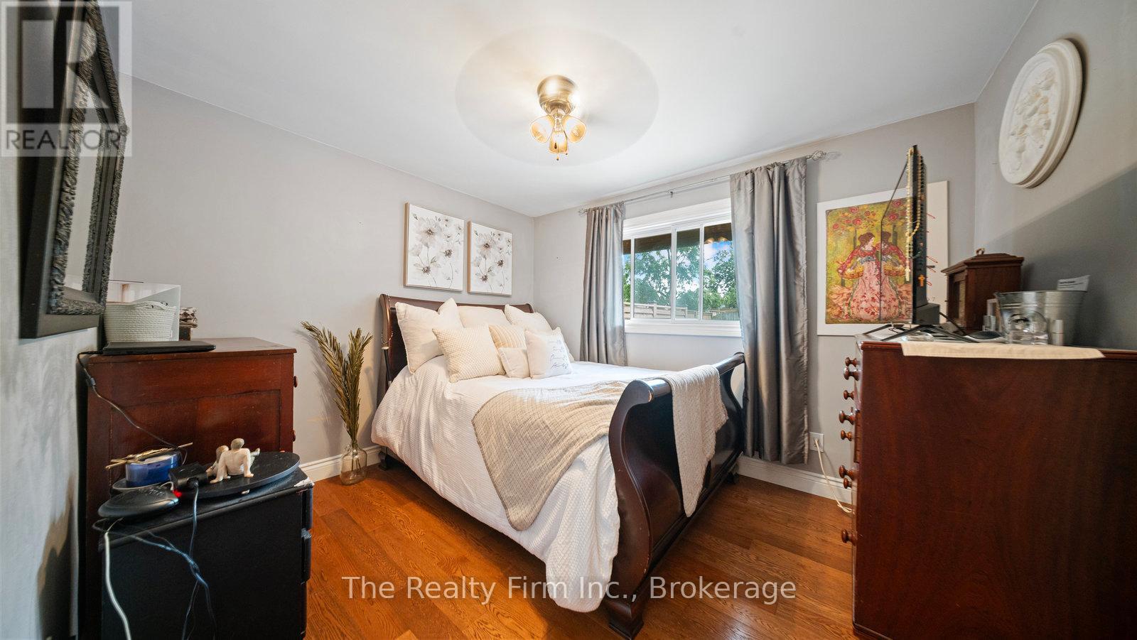 912 Alice Street, Woodstock (Woodstock - South), Ontario  N4S 2J6 - Photo 21 - X12970890