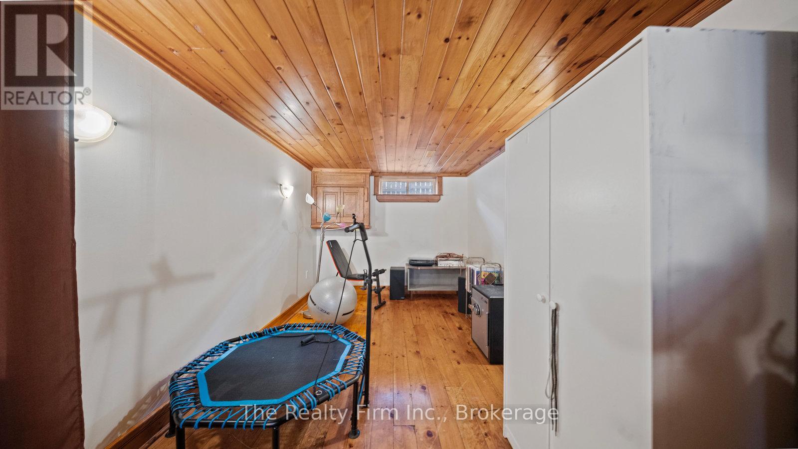 912 Alice Street, Woodstock (Woodstock - South), Ontario  N4S 2J6 - Photo 27 - X12970890