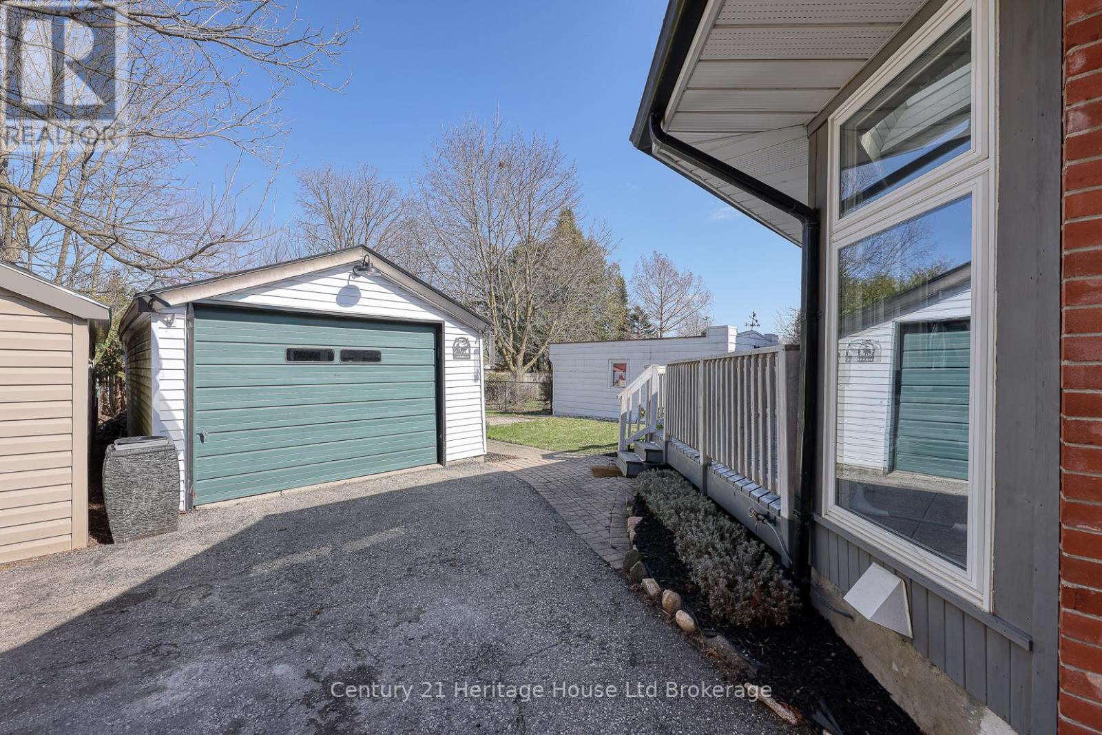 258 Graham Street, Woodstock (Woodstock - North), Ontario  N4S 6K7 - Photo 17 - X12971098