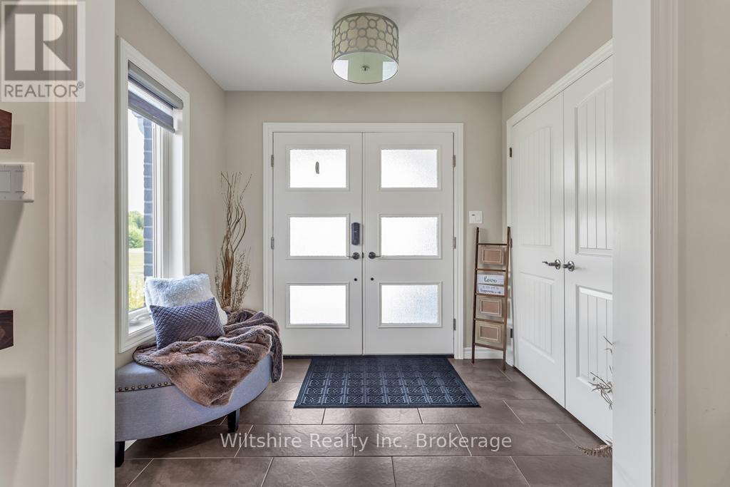 335 Talbot Street, Norfolk (Courtland), Ontario  N0J 1E0 - Photo 12 - X12973002