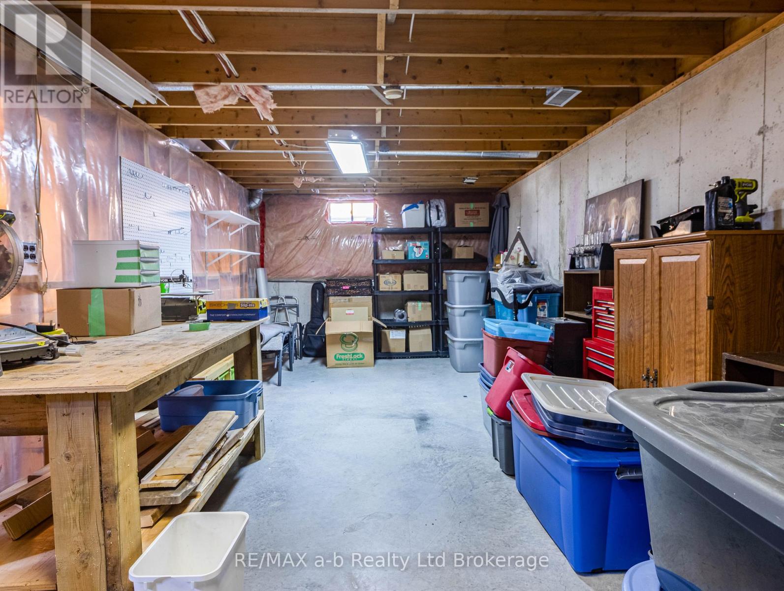 137 Whiting Street, Ingersoll (Ingersoll - South), Ontario  N5C 3B2 - Photo 18 - X12978936