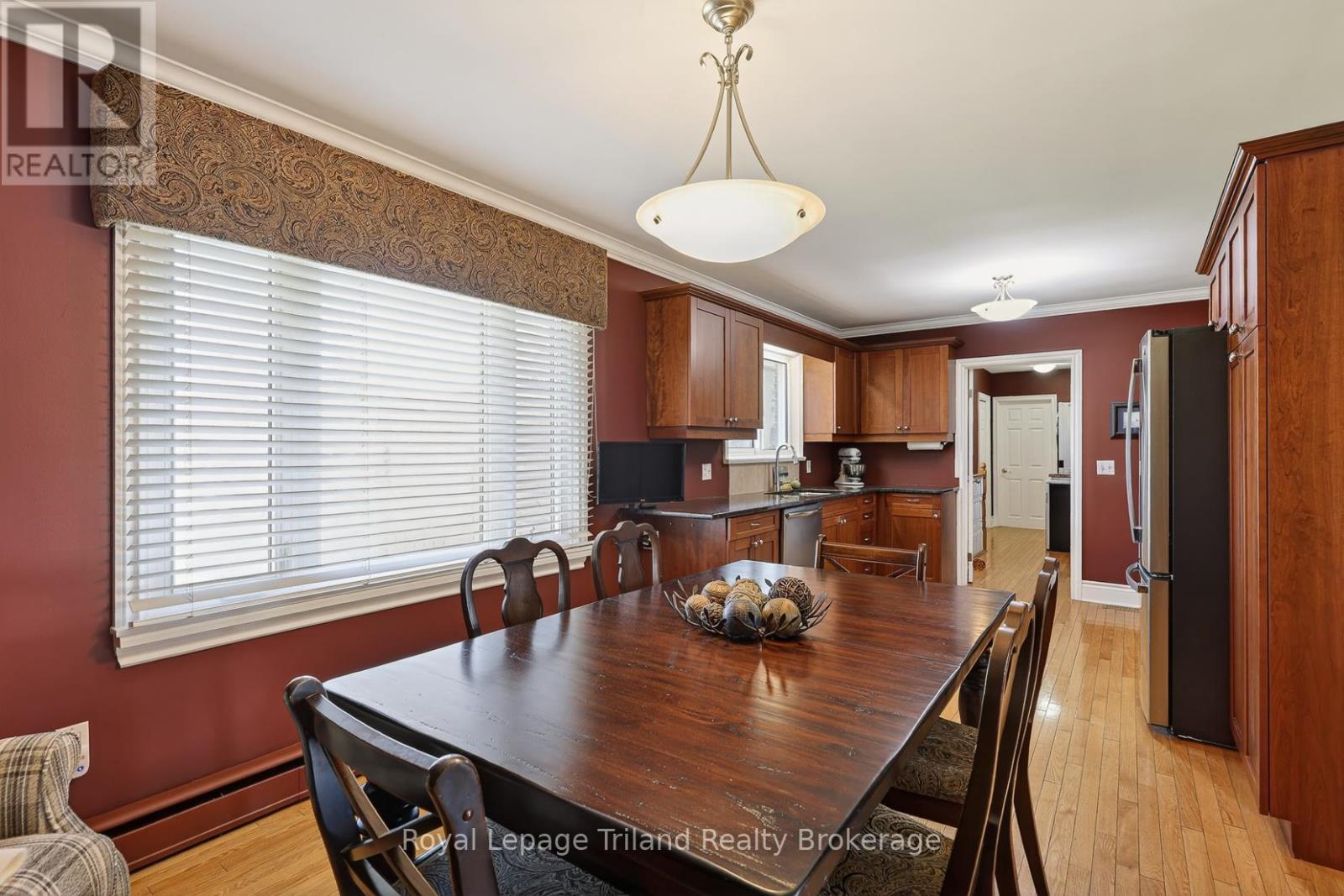 196 Washington Street, Zorra (Thamesford), Ontario  N0M 2M0 - Photo 13 - X12980088