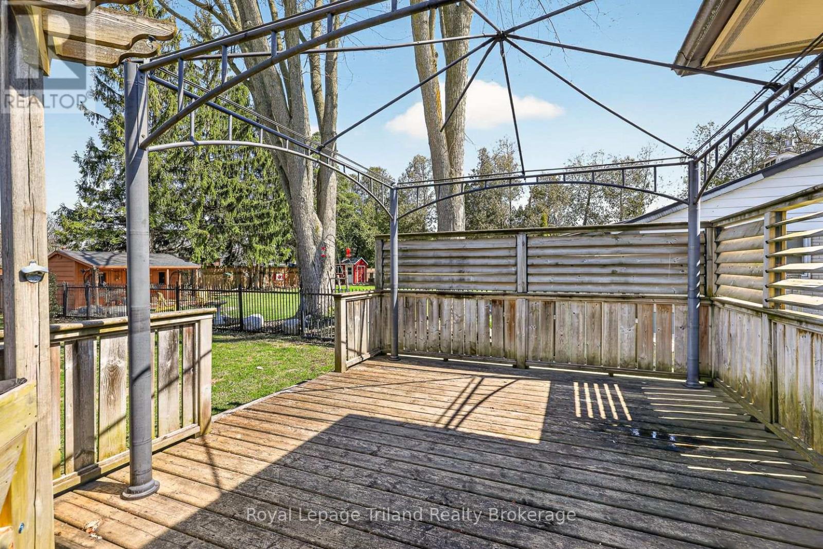 196 Washington Street, Zorra (Thamesford), Ontario  N0M 2M0 - Photo 35 - X12980088