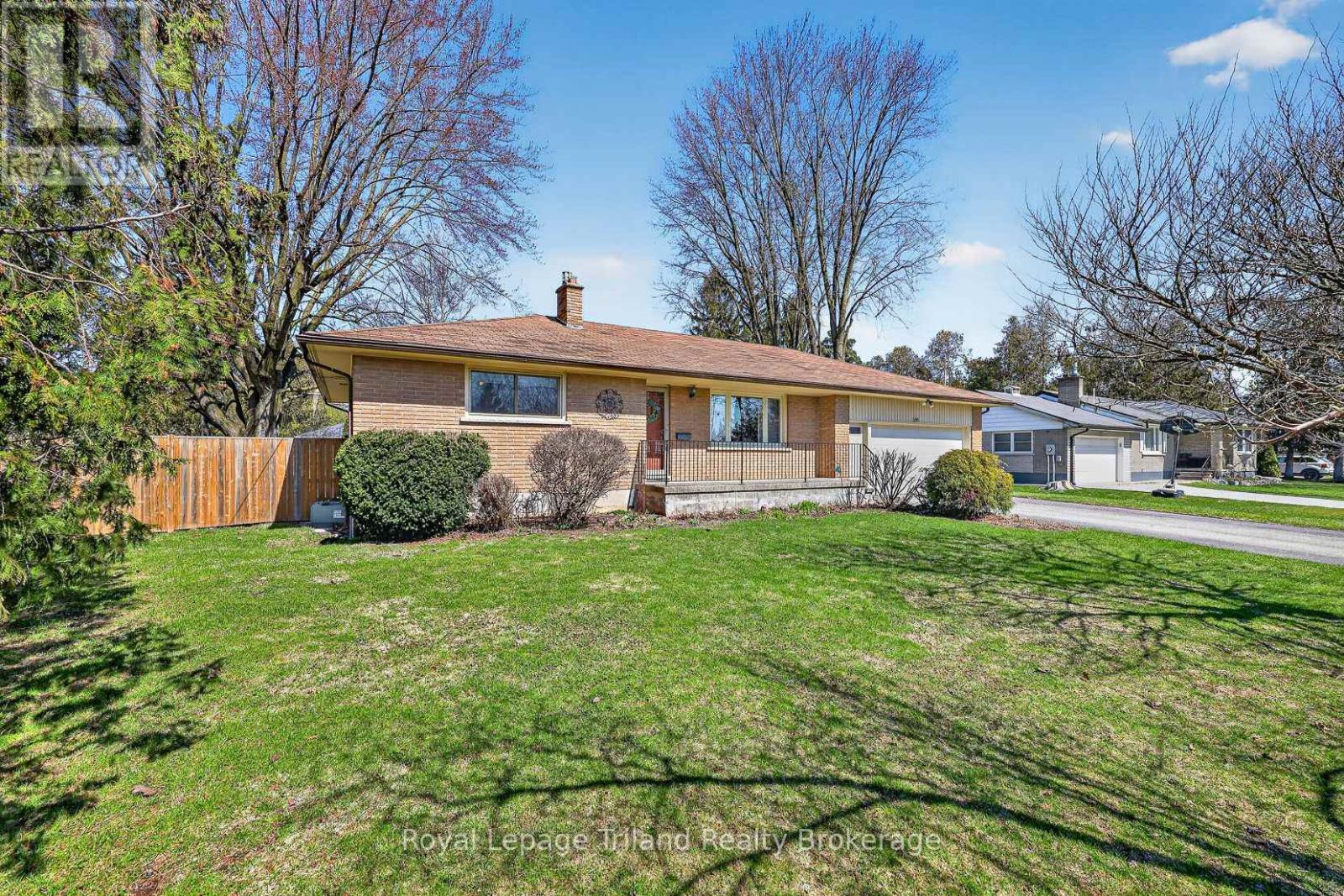 196 Washington Street, Zorra (Thamesford), Ontario  N0M 2M0 - Photo 5 - X12980088