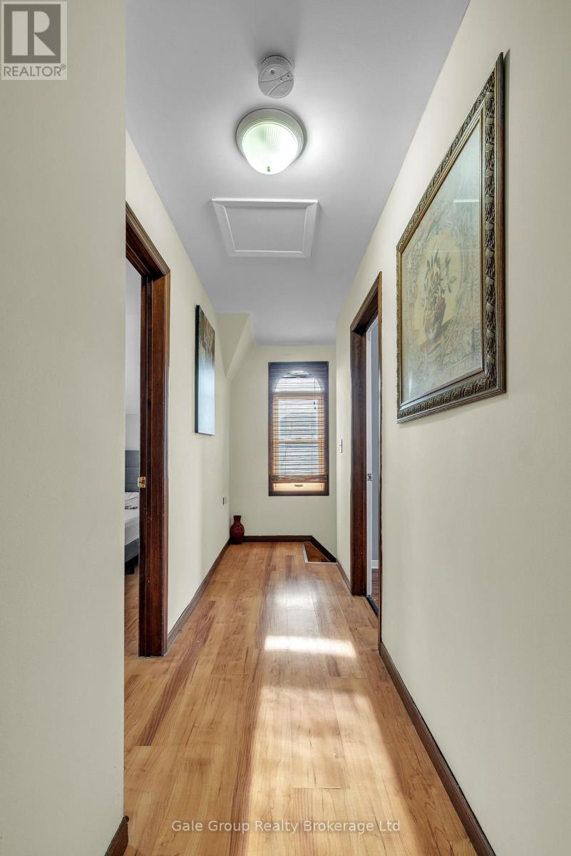 313 Simcoe Street, Woodstock (Woodstock - South), Ontario  N4S 1J2 - Photo 10 - X12981112