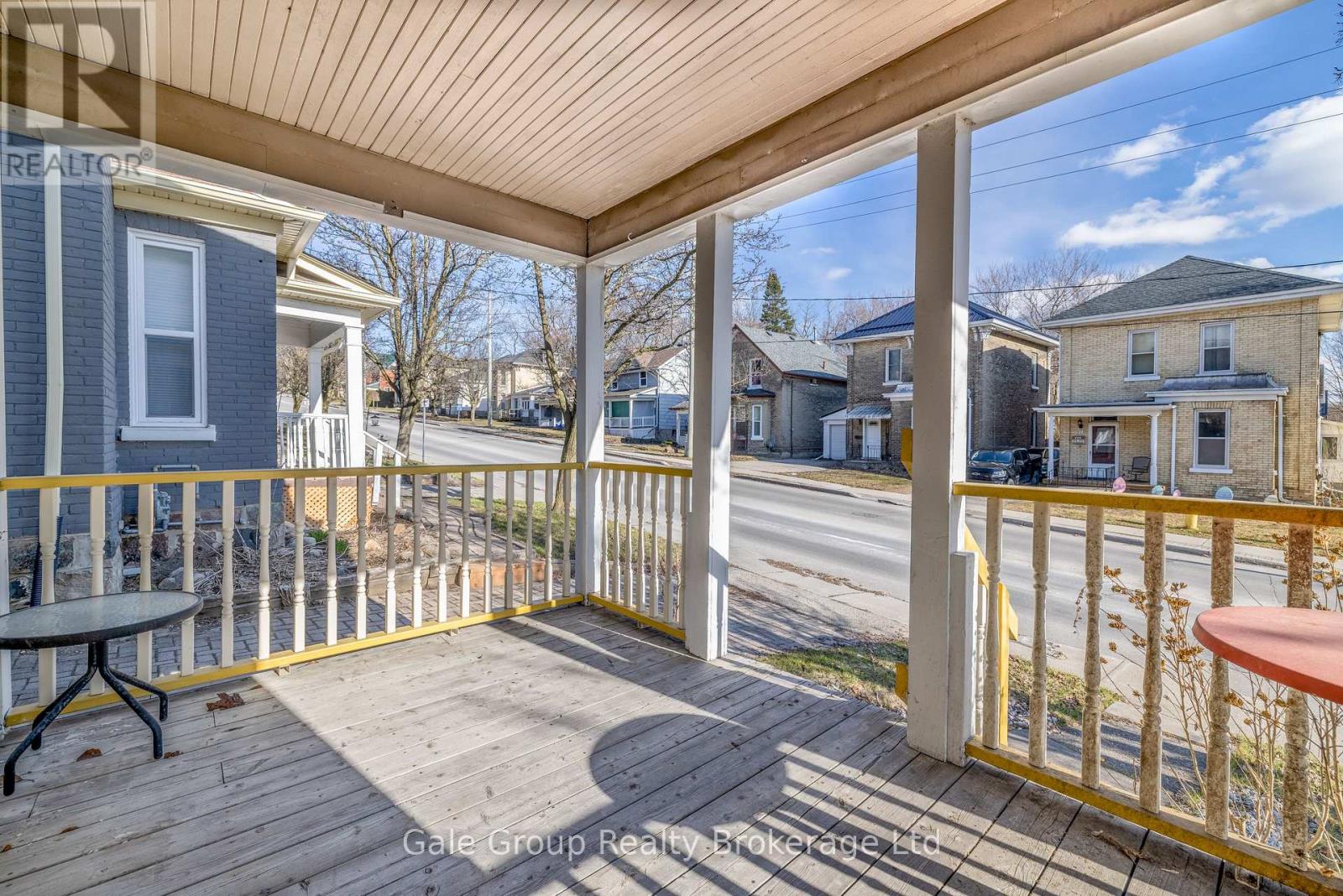 313 Simcoe Street, Woodstock (Woodstock - South), Ontario  N4S 1J2 - Photo 2 - X12981112