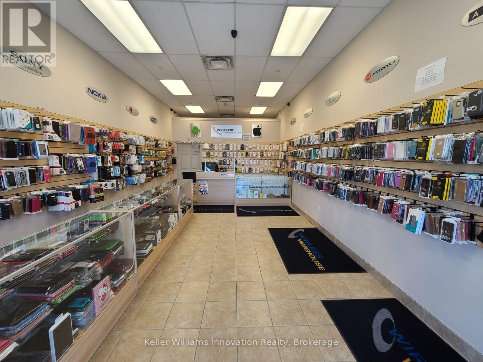 332 Clarke Road, London East (East A), Ontario  N5W 5G1 - Photo 3 - X12981150