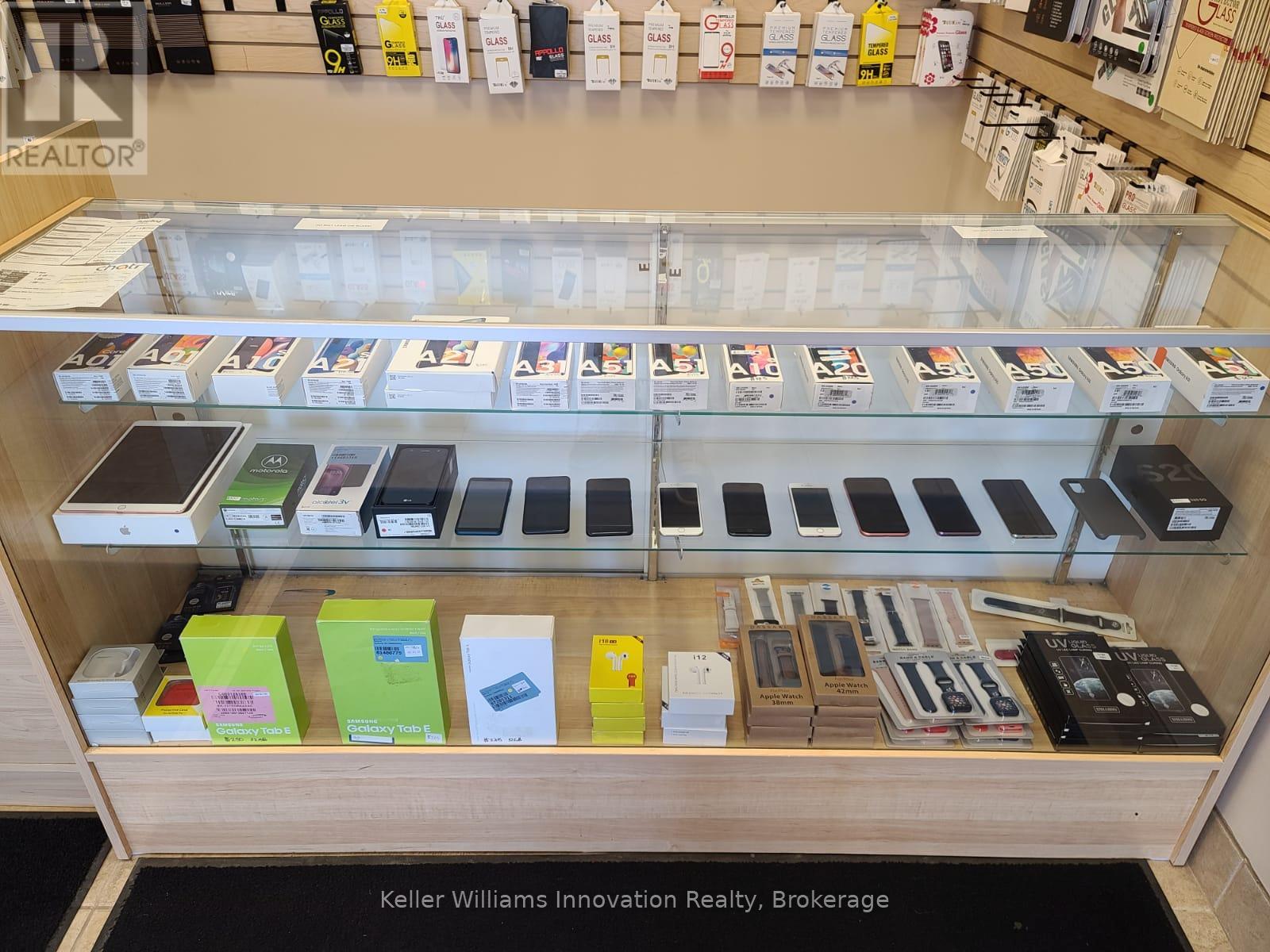 332 Clarke Road, London East (East A), Ontario  N5W 5G1 - Photo 4 - X12981150