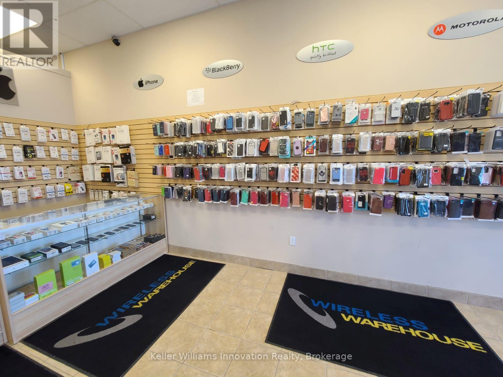 332 Clarke Road, London East (East A), Ontario  N5W 5G1 - Photo 6 - X12981150