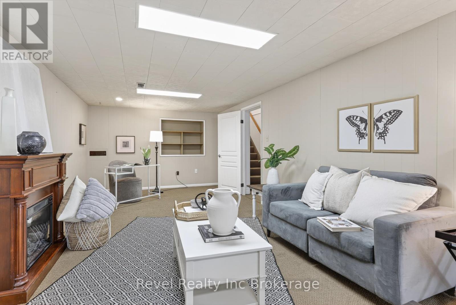 8 Elmwood Place, Woodstock (Woodstock - South), Ontario  N4S 2K6 - Photo 18 - X12981572