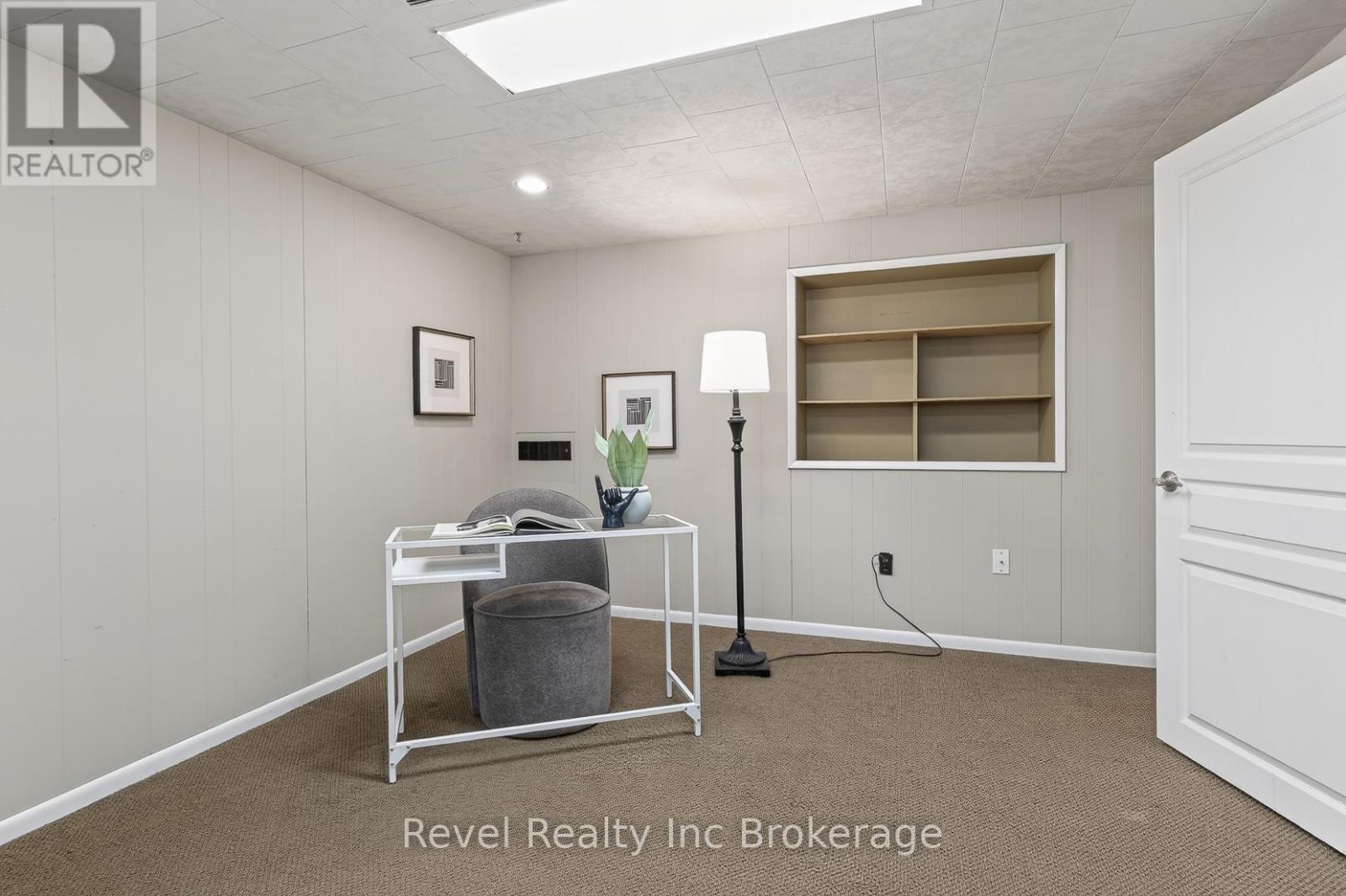 8 Elmwood Place, Woodstock (Woodstock - South), Ontario  N4S 2K6 - Photo 20 - X12981572