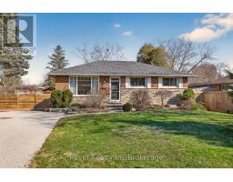 8 ELMWOOD PLACE, woodstock (woodstock - south), Ontario