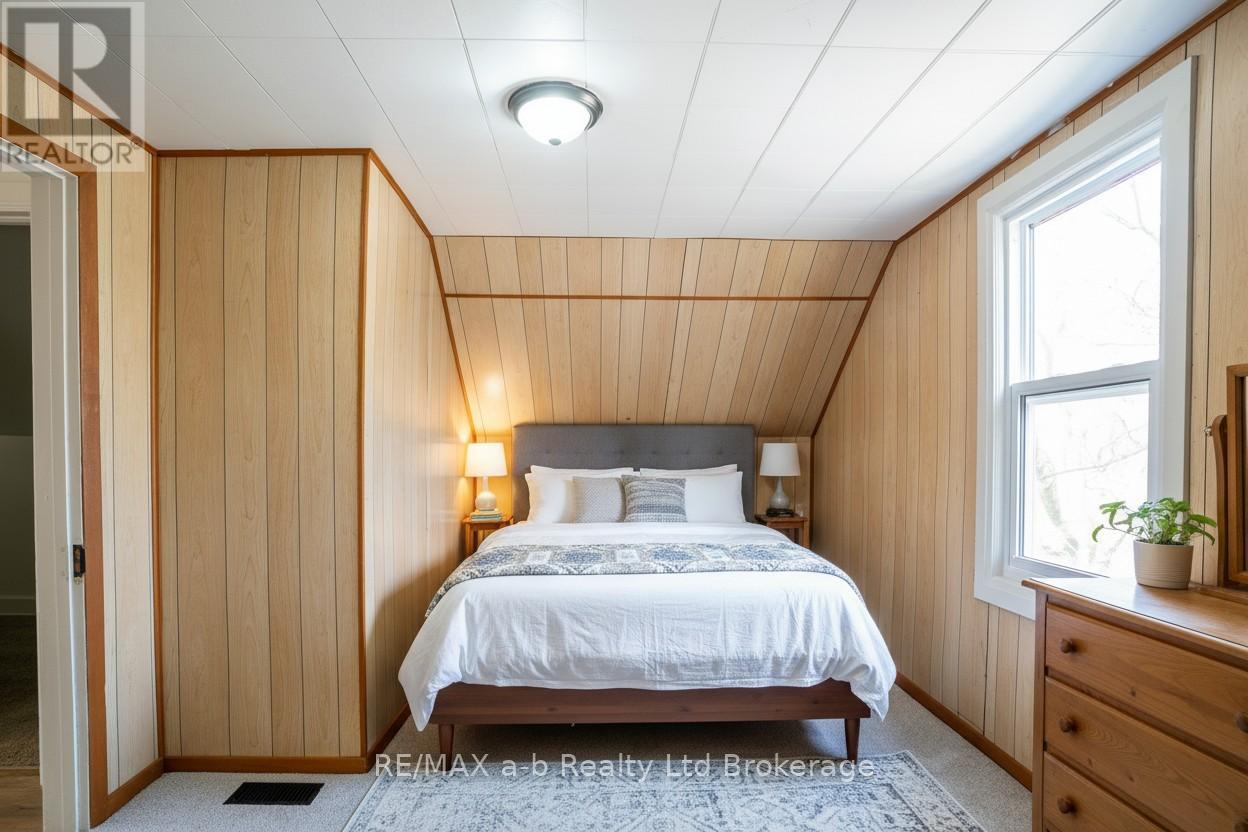 7 Ball Street, Tillsonburg, Ontario  N4G 2W5 - Photo 11 - X12981774