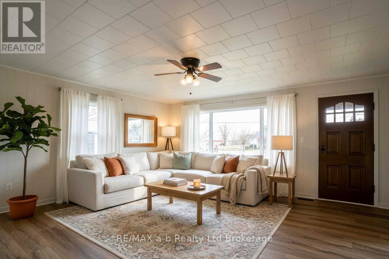 7 Ball Street, Tillsonburg, Ontario  N4G 2W5 - Photo 6 - X12981774