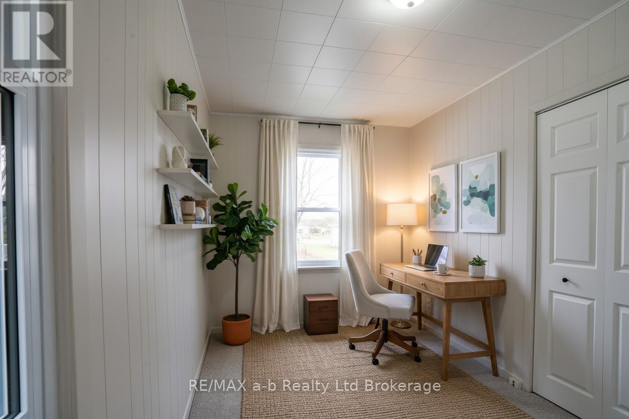 7 Ball Street, Tillsonburg, Ontario  N4G 2W5 - Photo 8 - X12981774