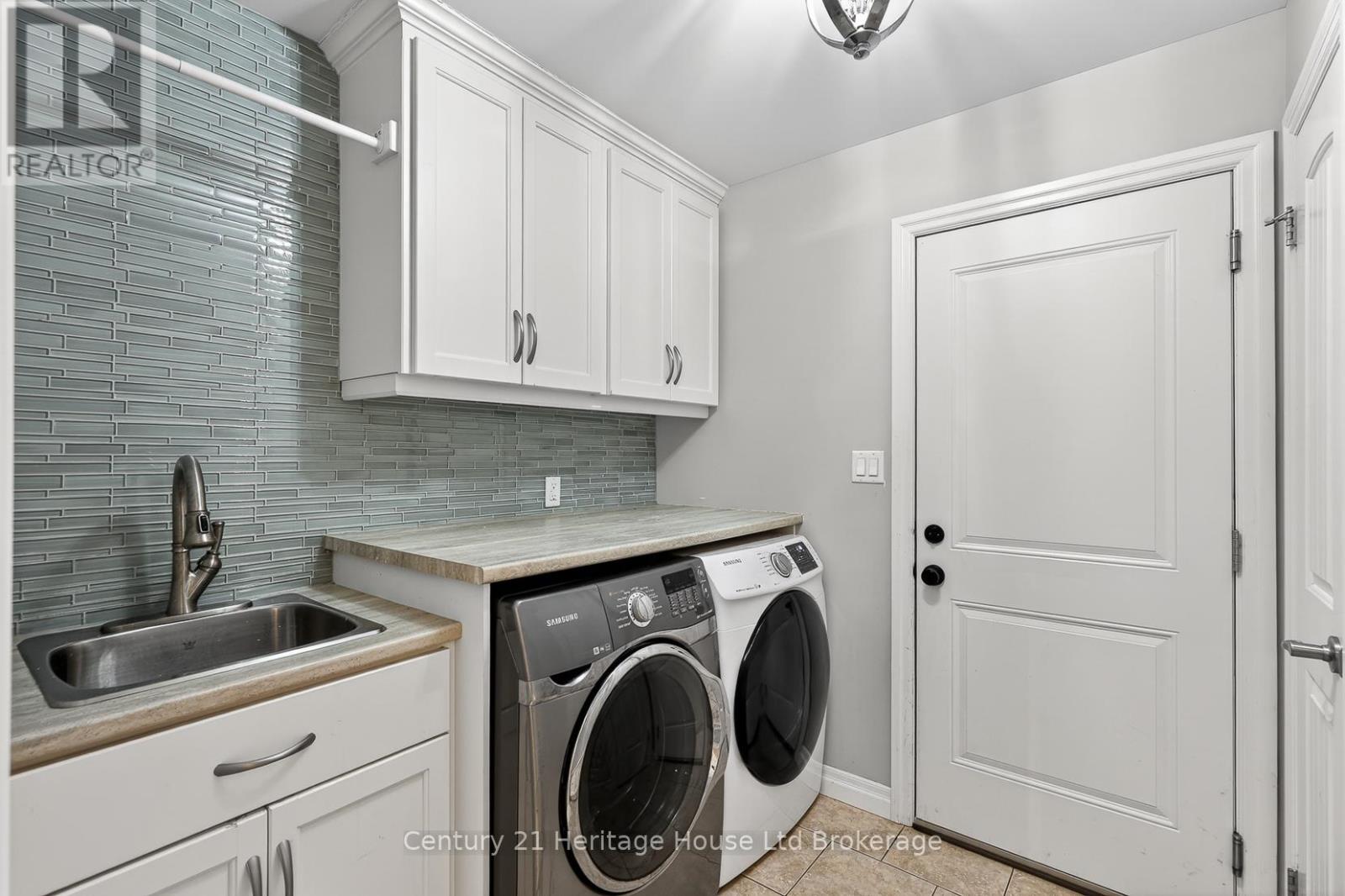 54 Westview Court, Woodstock (Woodstock - North), Ontario  N4T 0B8 - Photo 13 - X12983418