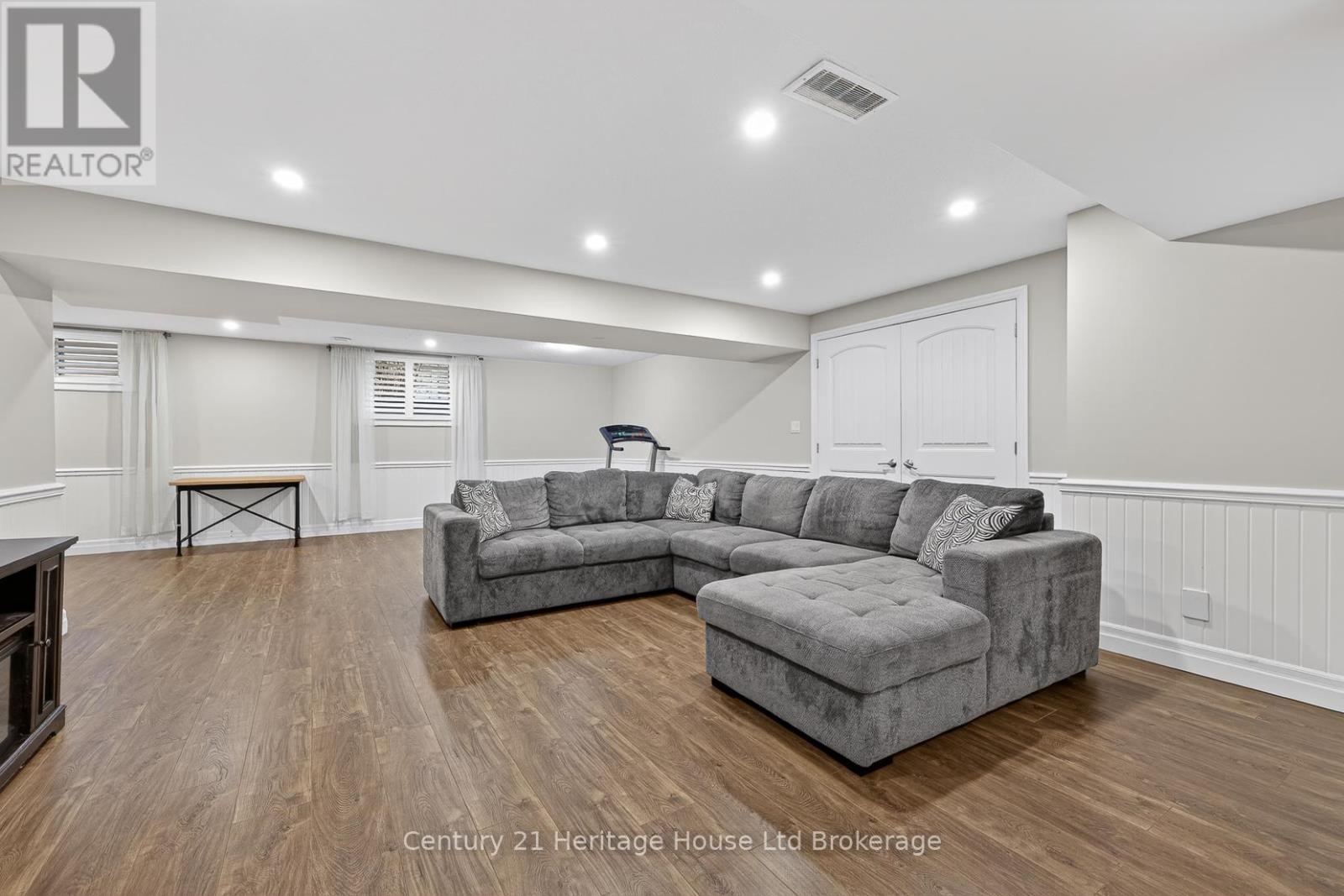 54 Westview Court, Woodstock (Woodstock - North), Ontario  N4T 0B8 - Photo 25 - X12983418