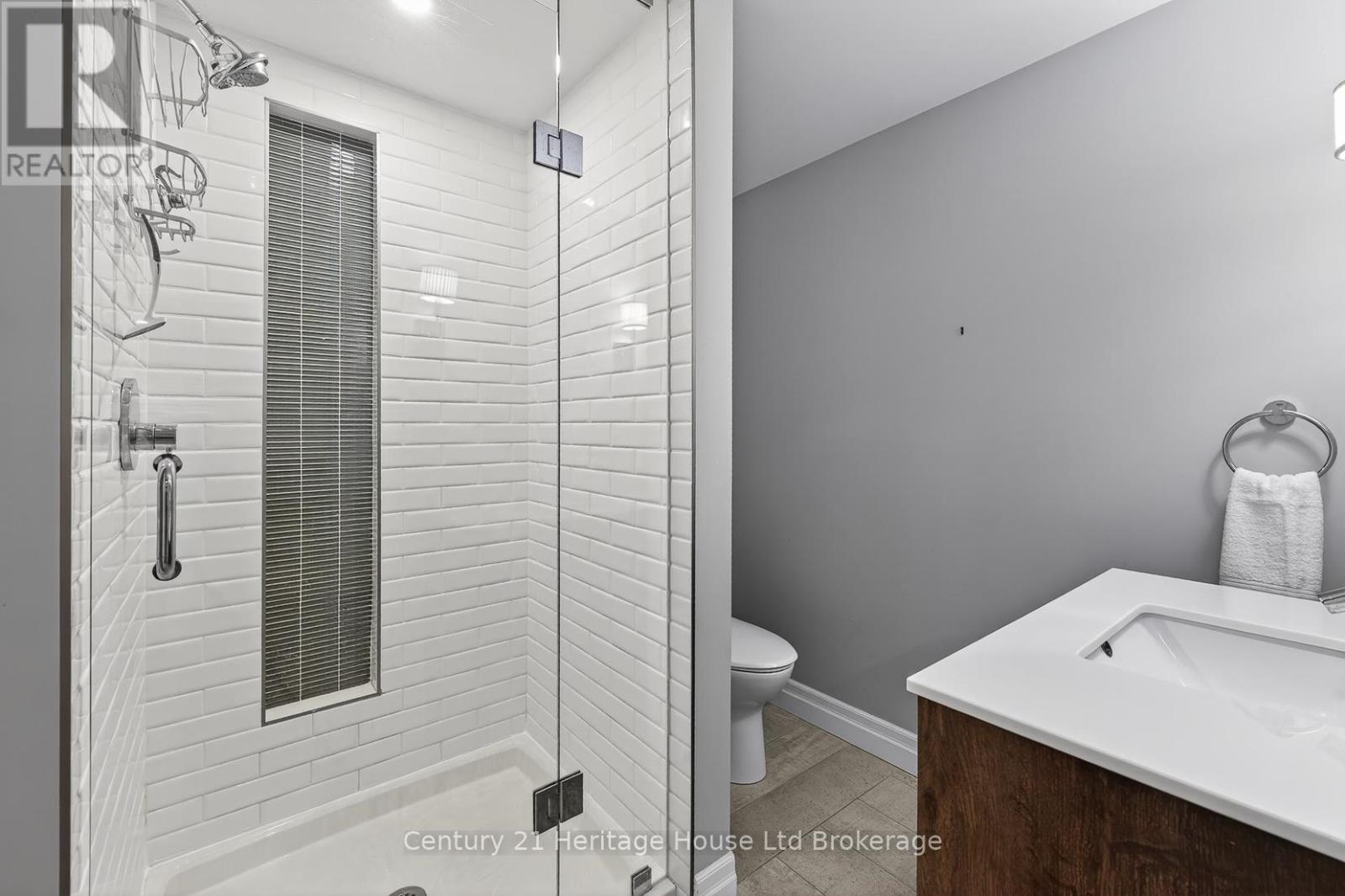 54 Westview Court, Woodstock (Woodstock - North), Ontario  N4T 0B8 - Photo 30 - X12983418