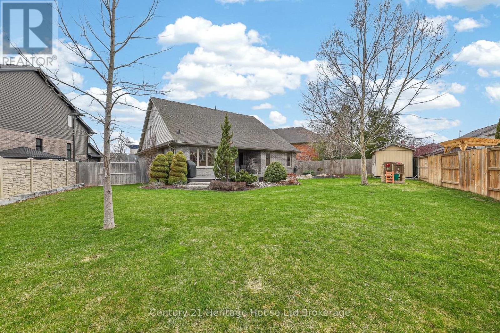 54 Westview Court, Woodstock (Woodstock - North), Ontario  N4T 0B8 - Photo 39 - X12983418