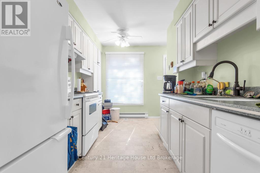 18 - 1 Lamers Court, Tillsonburg, Ontario  N4G 4T6 - Photo 6 - X12984028