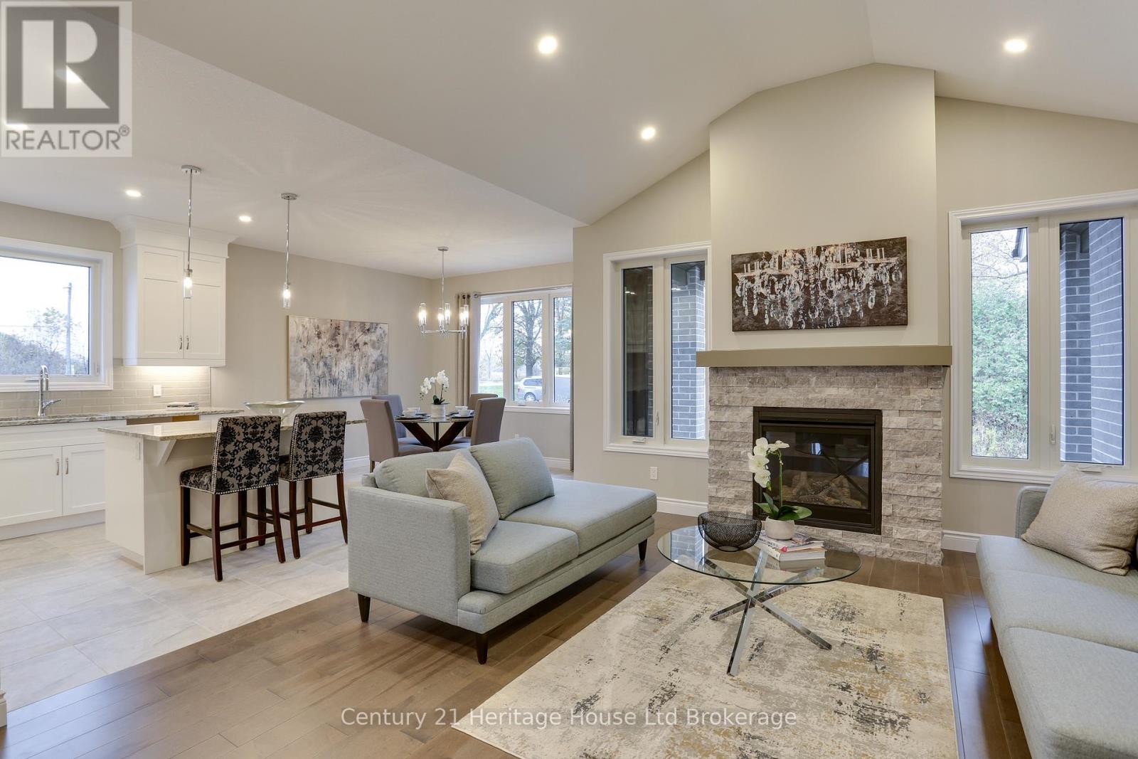 114 Beech Boulevard, Tillsonburg, Ontario  N4G 5S1 - Photo 11 - X12986076