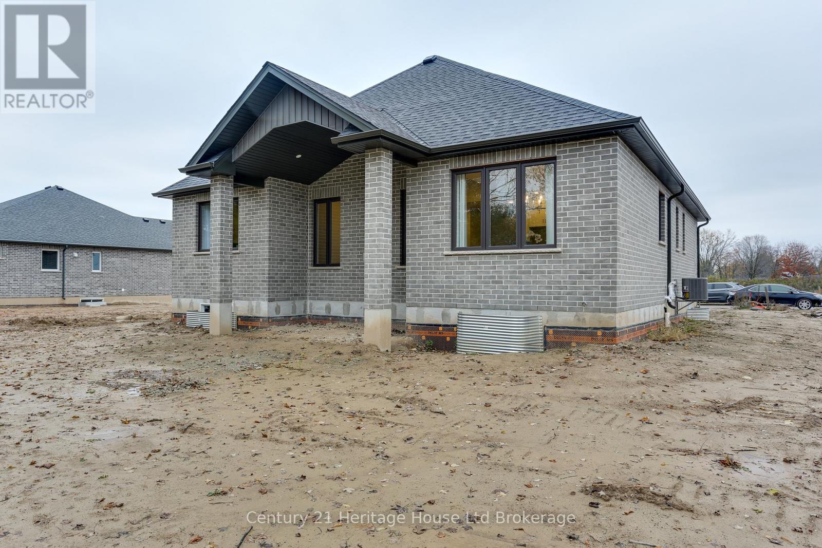 114 Beech Boulevard, Tillsonburg, Ontario  N4G 5S1 - Photo 26 - X12986076