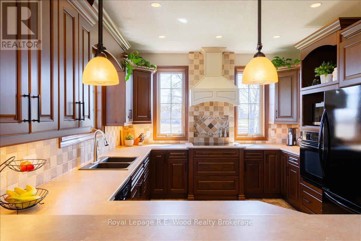 134 Norwich Road, Brant (Burford), Ontario  N0J 1P0 - Photo 11 - X12986546