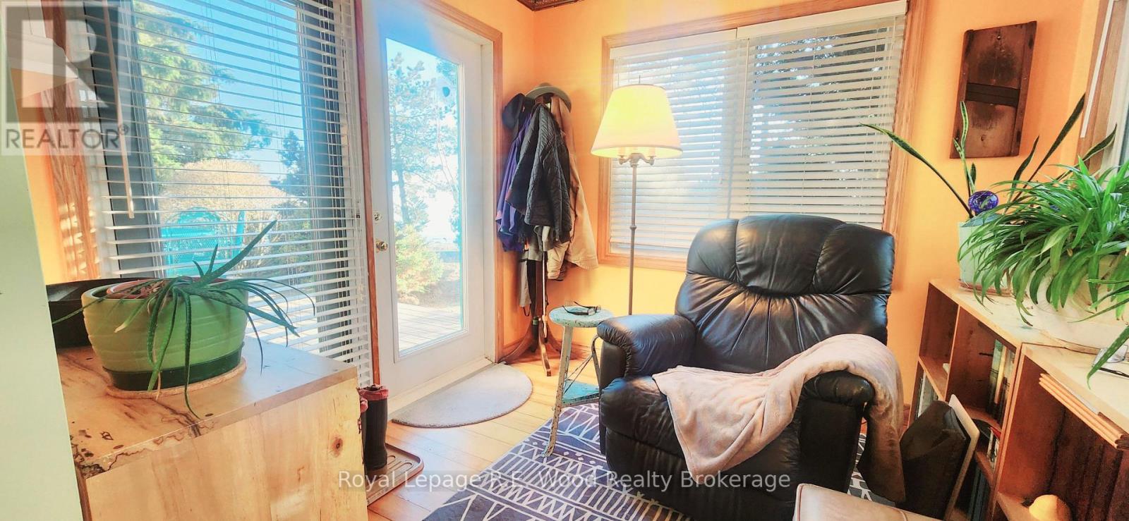 1806 Lakeshore Road, Haldimand, Ontario  N0A 1P0 - Photo 11 - X12990298