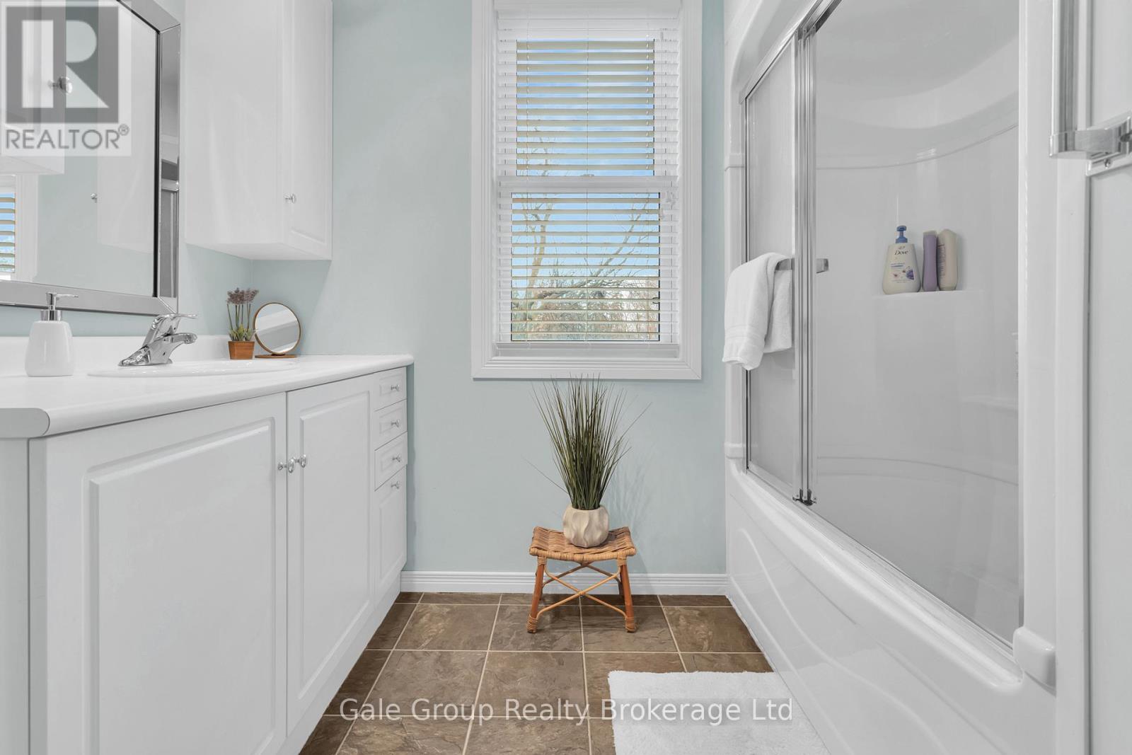 12 Oxford Street E, Blandford-Blenheim (Drumbo), Ontario  N0J 1G0 - Photo 22 - X12992226