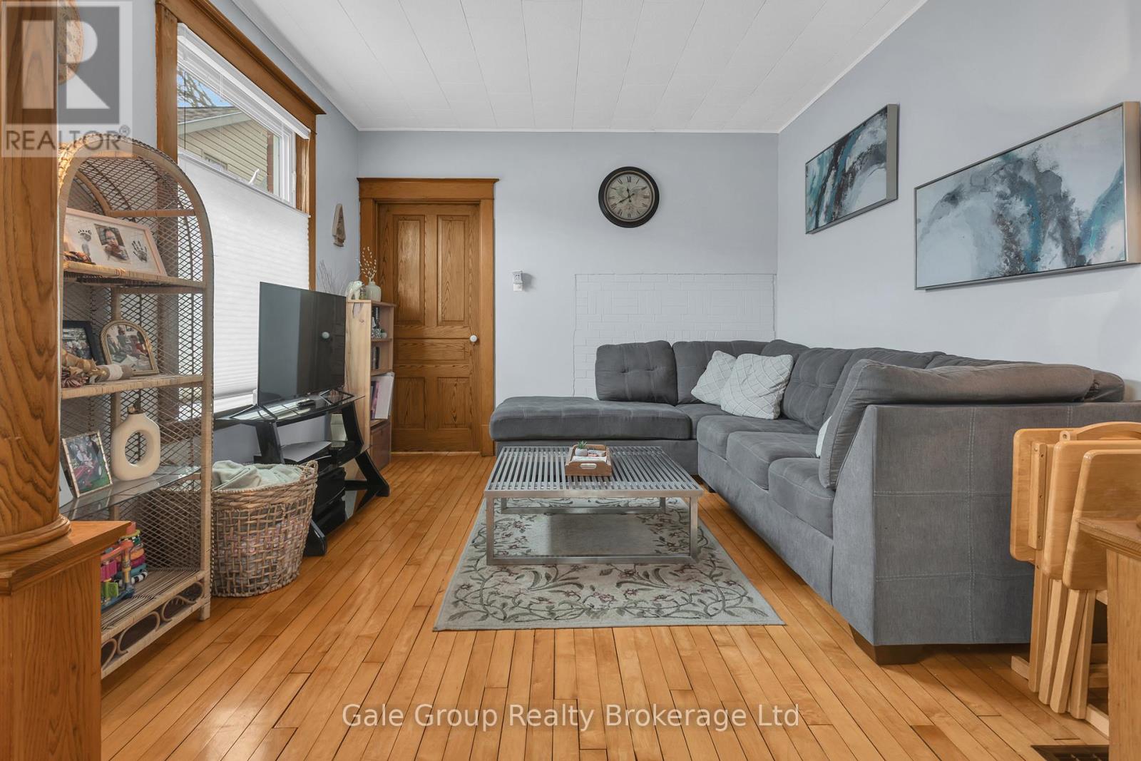 12 Oxford Street E, Blandford-Blenheim (Drumbo), Ontario  N0J 1G0 - Photo 8 - X12992226