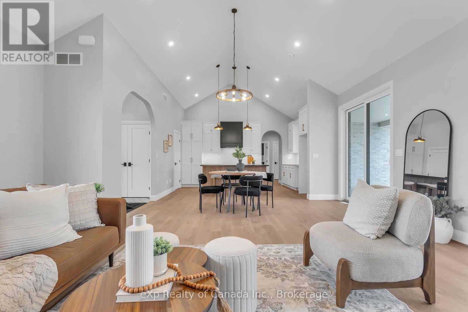 65 Meadowlands Drive, Norwich (Otterville), Ontario  N0J 1R0 - Photo 24 - X12992330