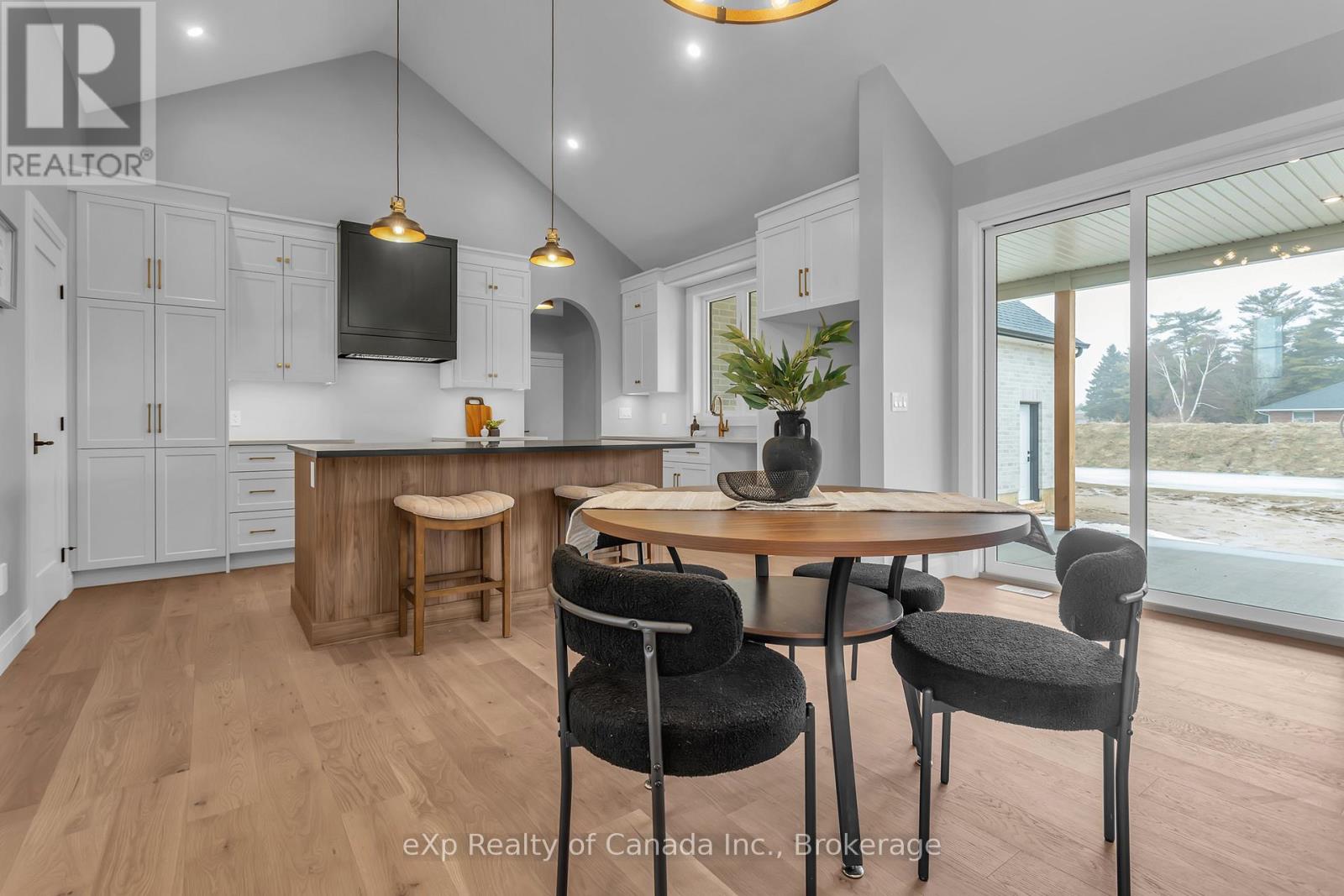 65 Meadowlands Drive, Norwich (Otterville), Ontario  N0J 1R0 - Photo 27 - X12992330