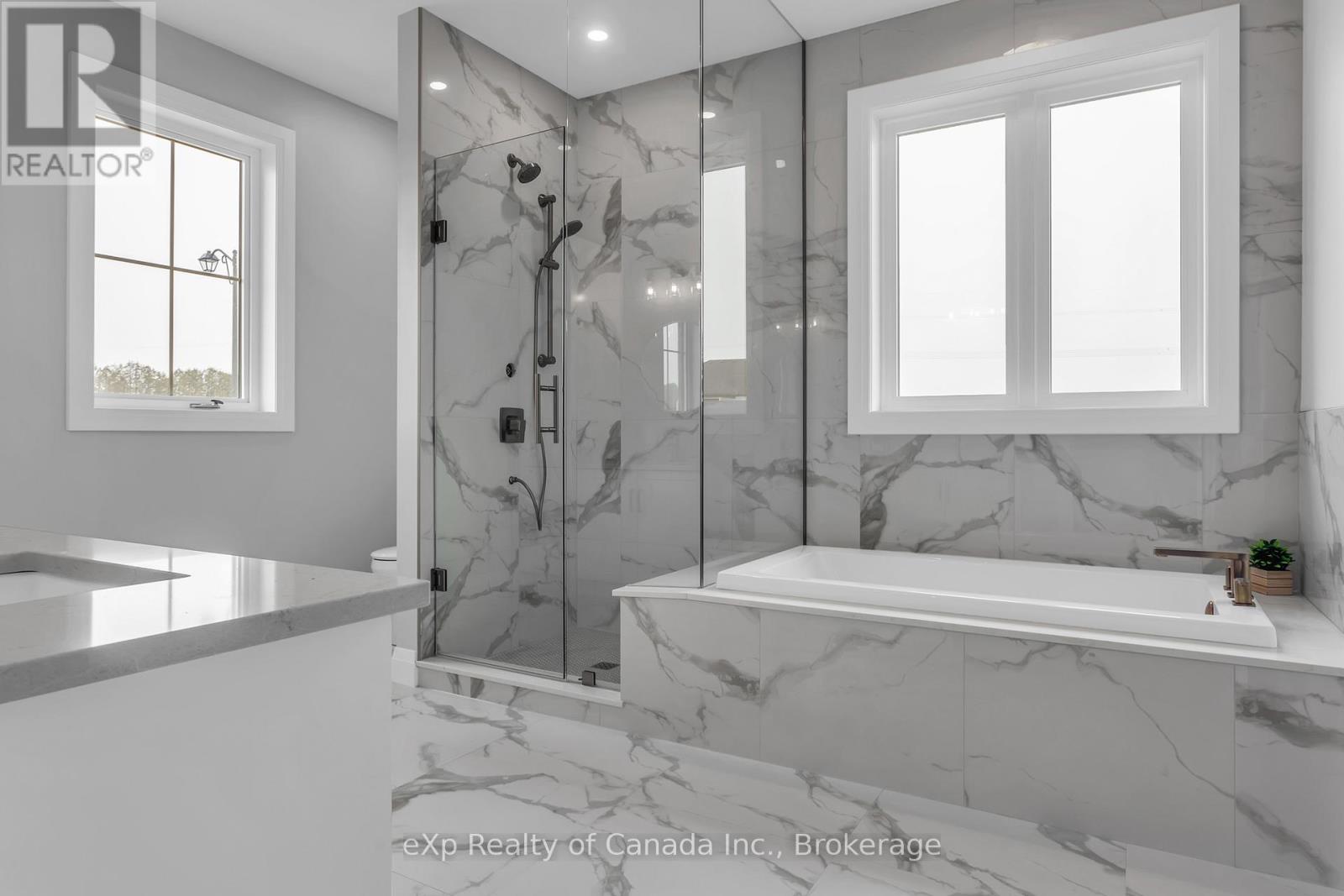 65 Meadowlands Drive, Norwich (Otterville), Ontario  N0J 1R0 - Photo 39 - X12992330