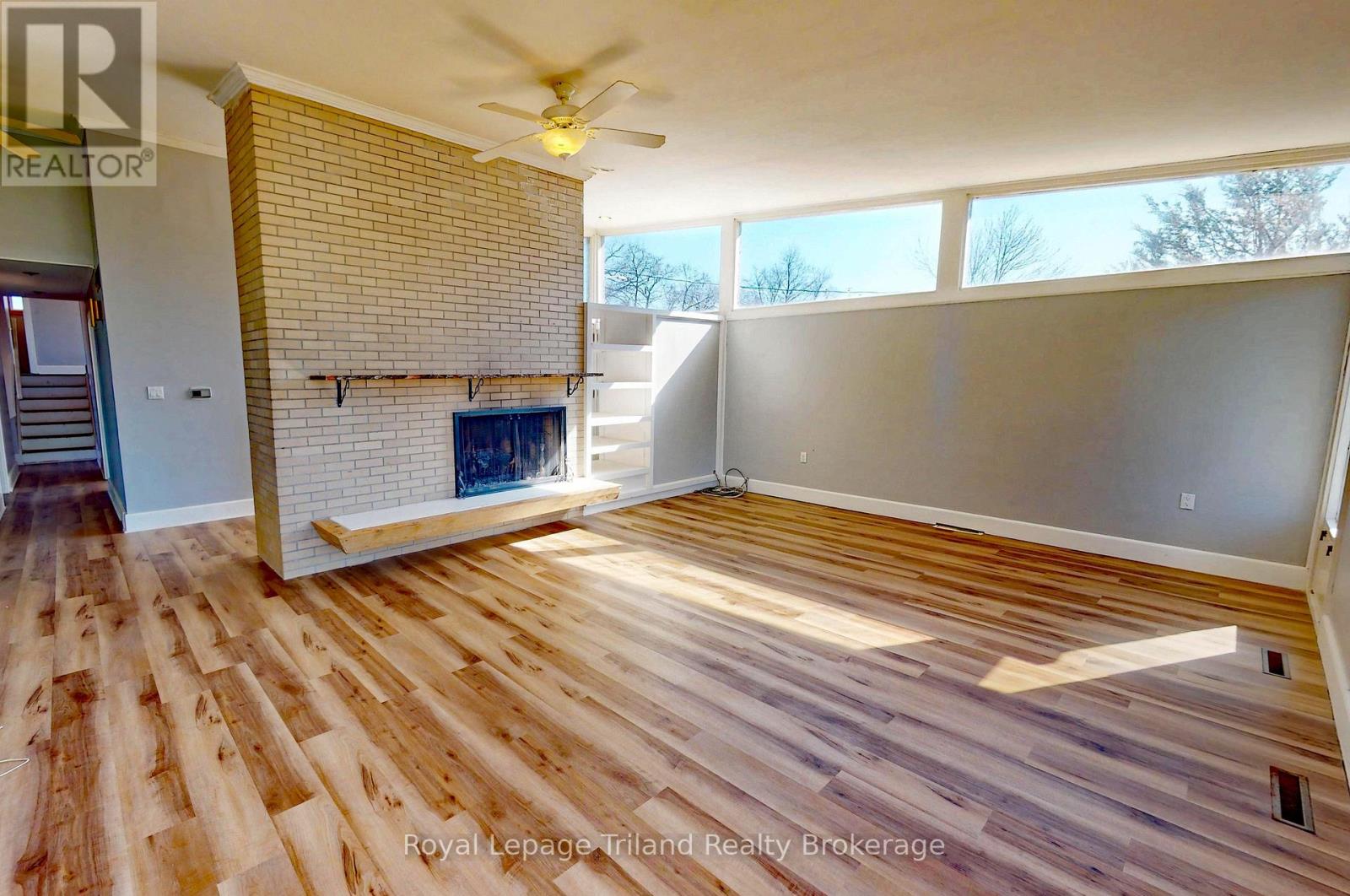 256 St George Lane, Norfolk (Delhi), Ontario  N4B 2J5 - Photo 3 - X12992748