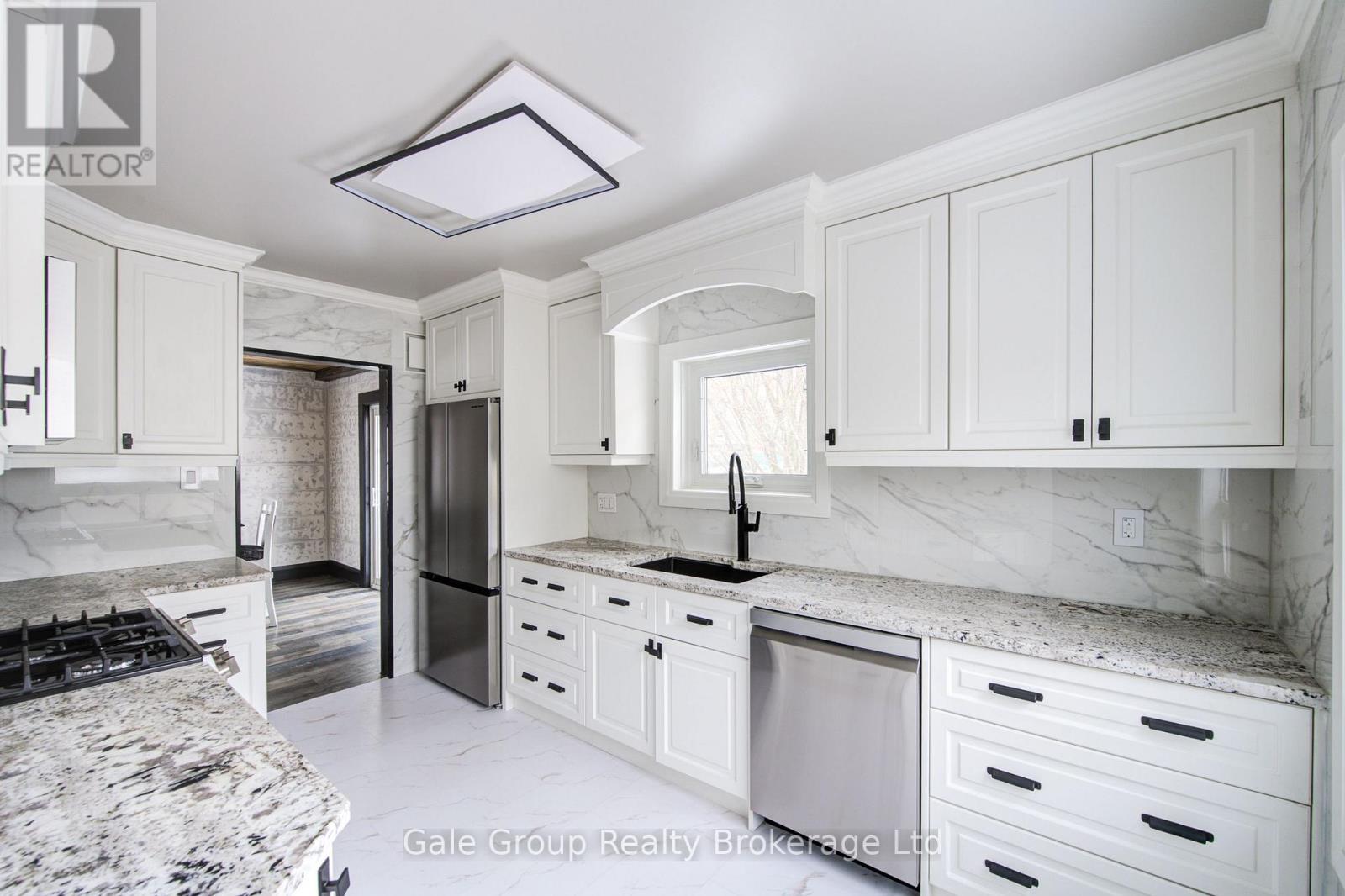 513 King Street, Woodstock (Woodstock - South), Ontario  N4S 1M7 - Photo 19 - X12992752