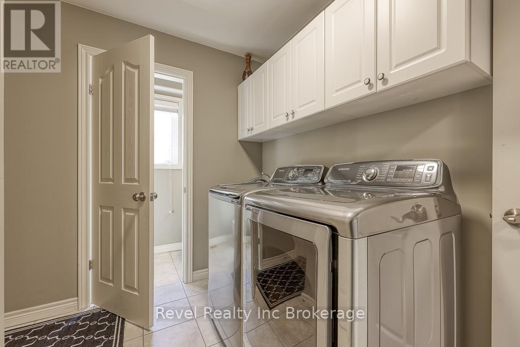 7 Woodhatch Crescent, Ingersoll (Ingersoll - North), Ontario  N5C 0A2 - Photo 17 - X12993182