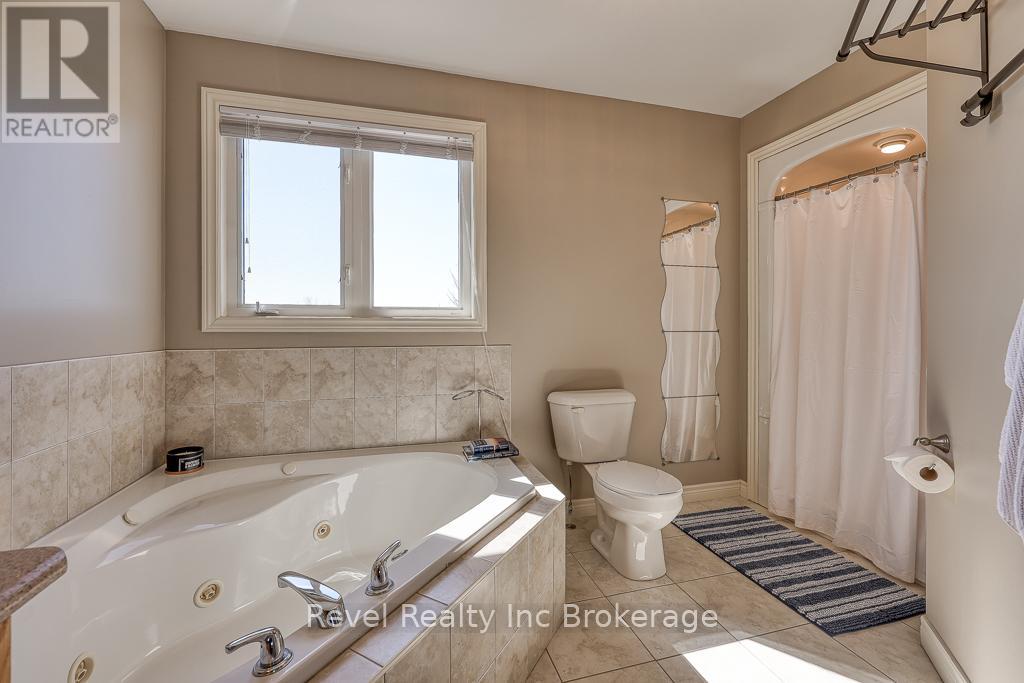 7 Woodhatch Crescent, Ingersoll (Ingersoll - North), Ontario  N5C 0A2 - Photo 23 - X12993182