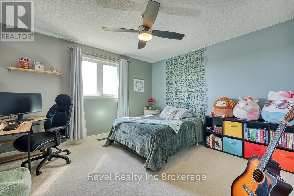 7 Woodhatch Crescent, Ingersoll (Ingersoll - North), Ontario  N5C 0A2 - Photo 24 - X12993182