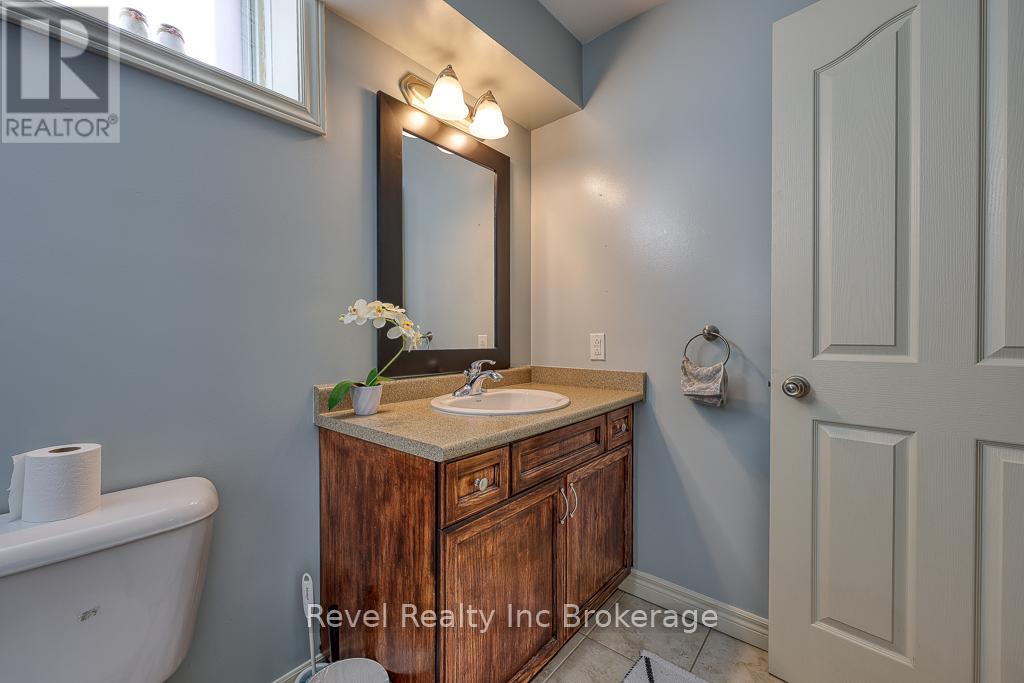 7 Woodhatch Crescent, Ingersoll (Ingersoll - North), Ontario  N5C 0A2 - Photo 28 - X12993182