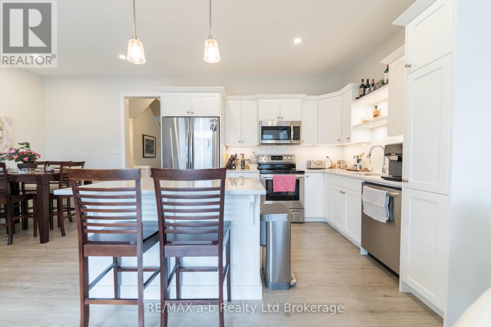 19 Huntley Avenue, Tillsonburg, Ontario  N4G 0J3 - Photo 10 - X12995876