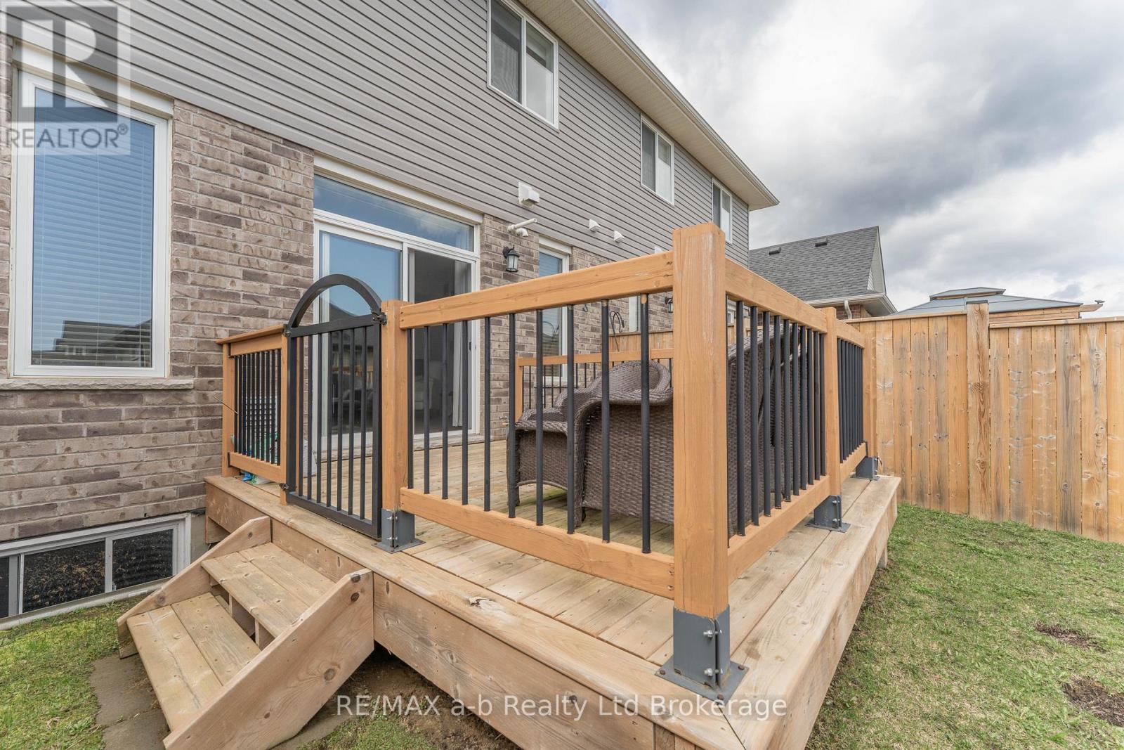 19 Huntley Avenue, Tillsonburg, Ontario  N4G 0J3 - Photo 31 - X12995876