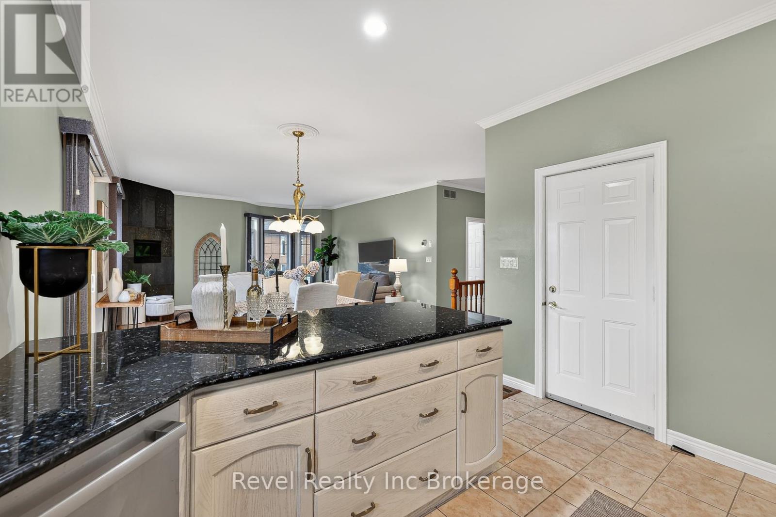 127 Ferguson Drive, Woodstock (Woodstock - South), Ontario  N4V 1H4 - Photo 15 - X12996202