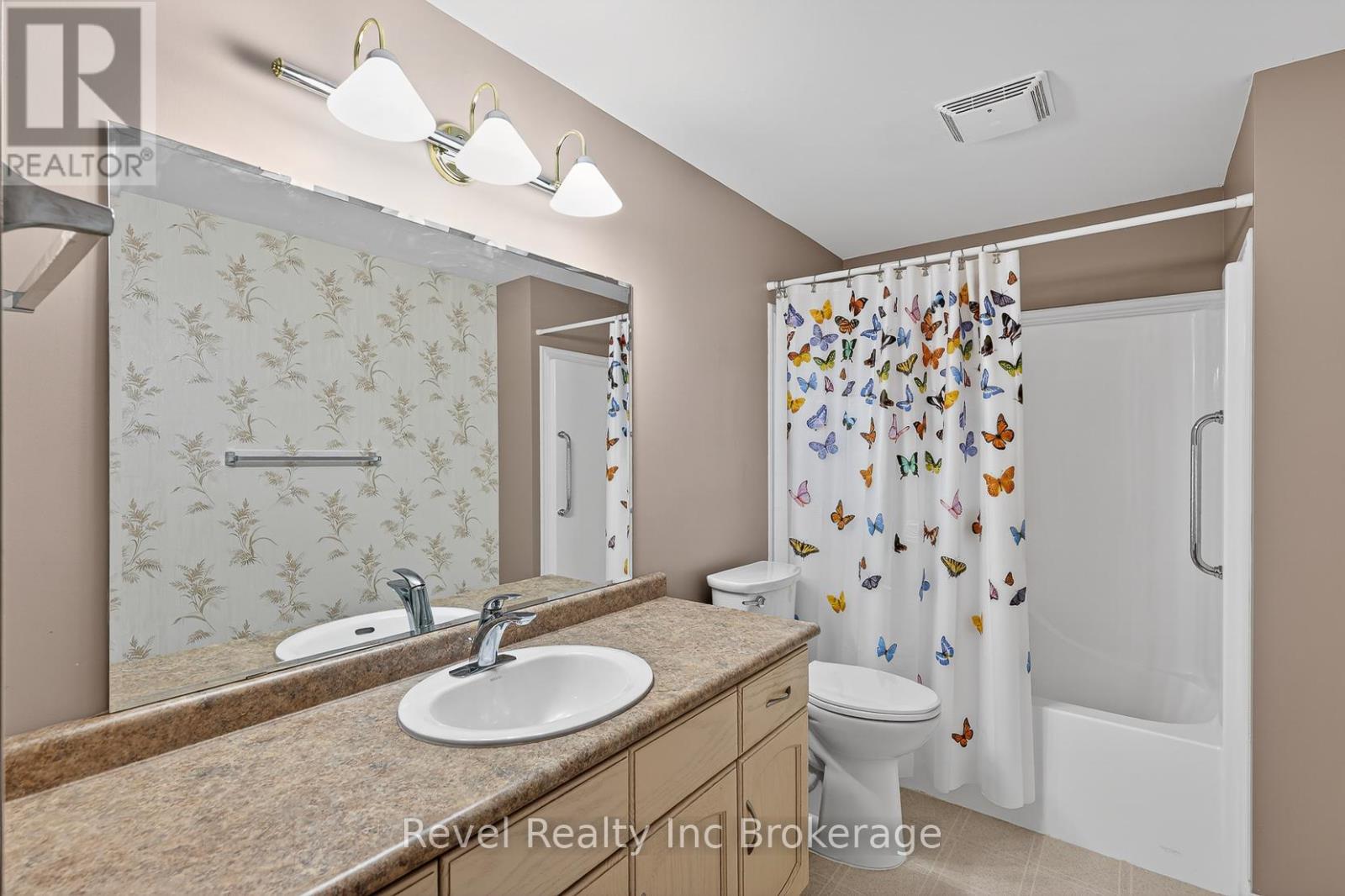 127 Ferguson Drive, Woodstock (Woodstock - South), Ontario  N4V 1H4 - Photo 21 - X12996202