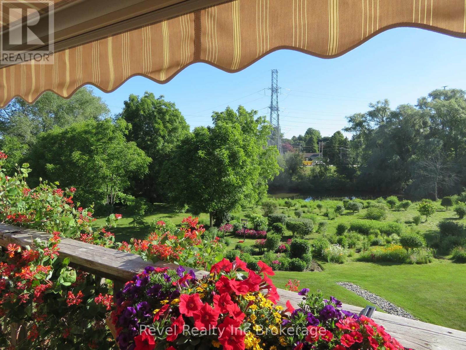 127 Ferguson Drive, Woodstock (Woodstock - South), Ontario  N4V 1H4 - Photo 24 - X12996202