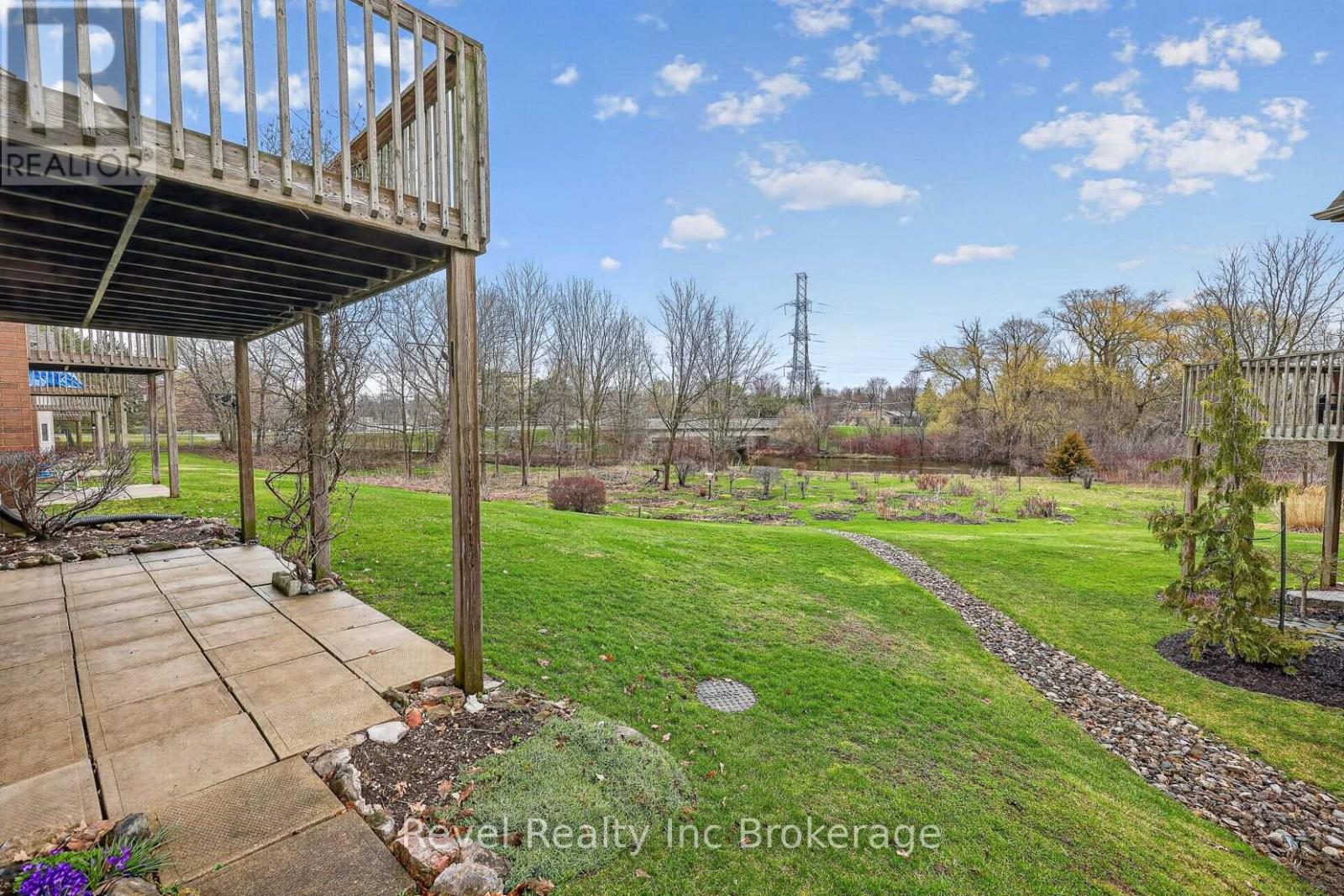 127 Ferguson Drive, Woodstock (Woodstock - South), Ontario  N4V 1H4 - Photo 30 - X12996202